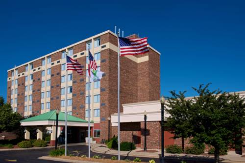 Riverwalk Hotel Downtown Neenah